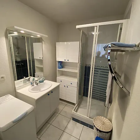 Le Poete - Appartement 2 Etoiles - Parking דירה *